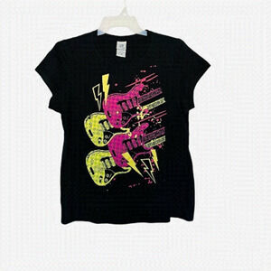 𝅺iconic Guitars Cotton Casual Black t-shirt . Size 3X